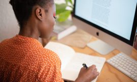 Expertise rédactionnelle : qu&rsquo;est-ce que le « filage » ?